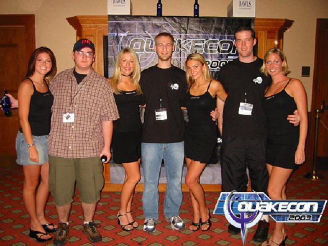 Ogre (640Wx480H) - Thats me on the far right, my friend in the middle, and his little brother on the left. You all missed out on quakecon!!

Ogre 